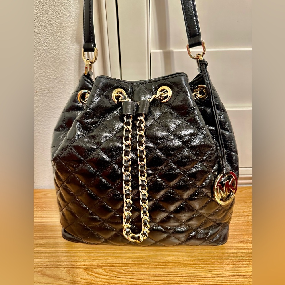 Michael Kors black quilted leather ladies purse